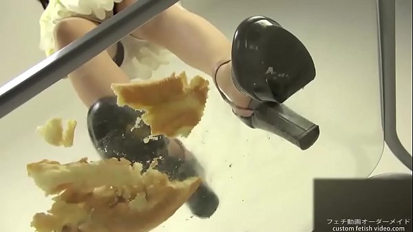 Schiacciare la ciambella con le pompette