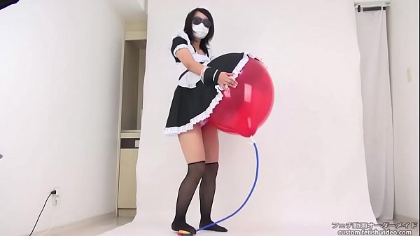 tôn sùng bóng bay