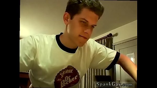 Nalgadas con el culo desnudo y twink gay negro xxx Raven Gets A Red Raw