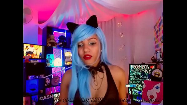 This Cute Alternate GIrl Lives In An Arcade...