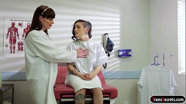 Shemale Dr Natalie Mars licks and fucking patient Rizzo Ford