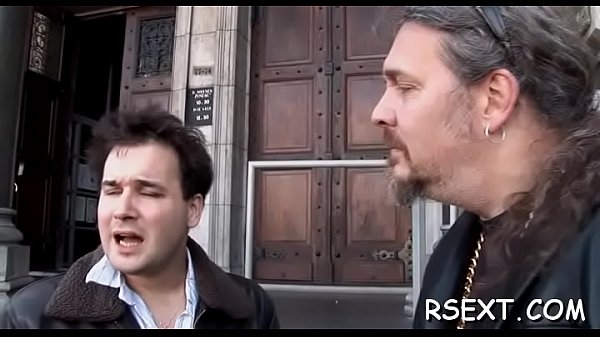 Sừng gã trả một sexy gái điếm vì một số thực Hardcore vui vẻ