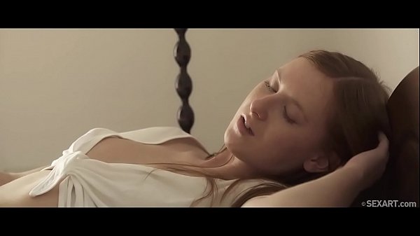 SEXART - Adolescenti lesbiche Candy Belle e Linda Sweet