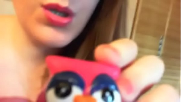 Oggi Nicoletta diventa la tua fidanzata gigantessa e ti calpesta fino alla morte