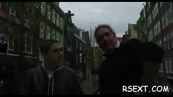 Mature hooker gets down and sucks dick previous to getting licked