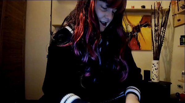 Avevi promesso che saresti venuto presto a prendermi ma dovevi portare tua moglie dall'estetista. Questa è la tua punizione!