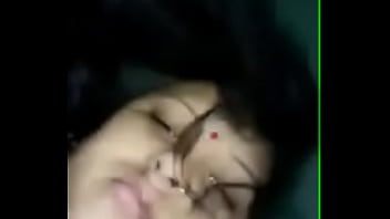 Servizio Gigolo a Delhi e-mail interessata su gigolodelhi247@gmail.com giovane ragazzo scopa donne anziane