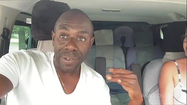 Ragazza Insta Flora Milano Anal per BBC Joss Lescaf JL045