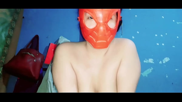 I fulfilled my teacher's request, I wore the Spiderman mask and I let him fuck me and I couldn't stand my pussy and he came in seconds