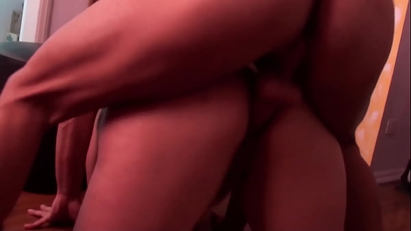 Colpire la coda finché non schizza il latte!!!