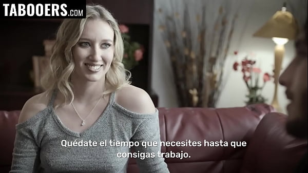 Dai alla tua cara il tuo sperma caldo - Riley Reyes