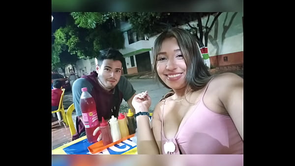 Chica adolescente interracial salvaje