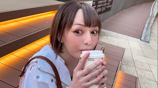 Beautiful Teen dances sexy