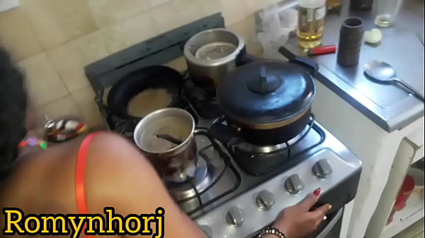 HOT BLACK NIFETINY FIRMY CUMING ON A GIFTED Bricklayer's Cock