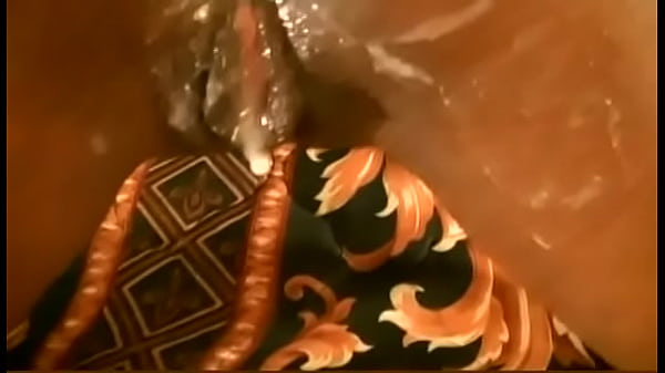 Sweet Teen Girl performs in amateur