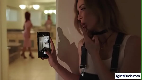 Aiden deepthroats ts stepmom Foxxy