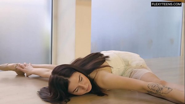 Saule Elastiga superheißes, flexibles Babe