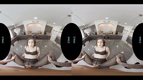 VRHUSH Spencer Bradley just wants your big cock