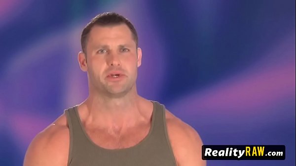 Swinger-Sex-Challenge zwischen geilen Amateur-Swinger-Paaren!