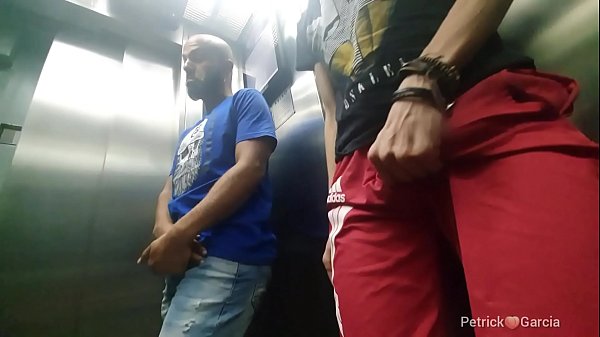 Sonhei em dar o cuzinho para o DOTADO Fernando Fonseca 22cm e acordei rindo