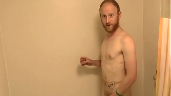 Ragazzo gay emo riceve un pugno duro xxx Kinky Fuckers Gioca e scambia storie