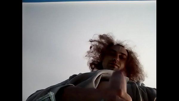 Es ist schön, auf meinem Bett zu masturbieren. Für wahre Genießer.