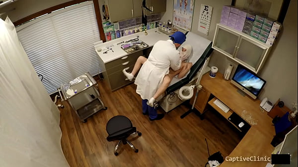 Per ottenere la cittadinanza gli immigrati vengono utilizzati per i test medici presso Good Samaritan Health Labs! "La nuova politica di immigrazione" con protagonista il Dottor Tampa &amp_ BondageClinic Parte 18/26 Reup