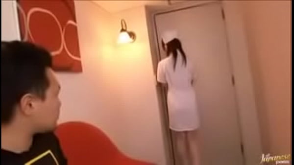 Vollbusige Krankenschwester möchte ficken