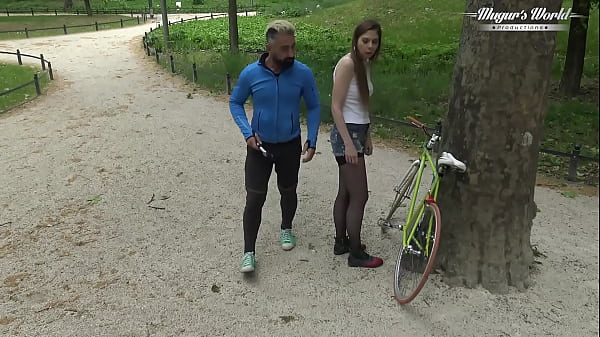 Dietro le quinte della fottuta troia Alice Maze Analy Pestate e Fistata