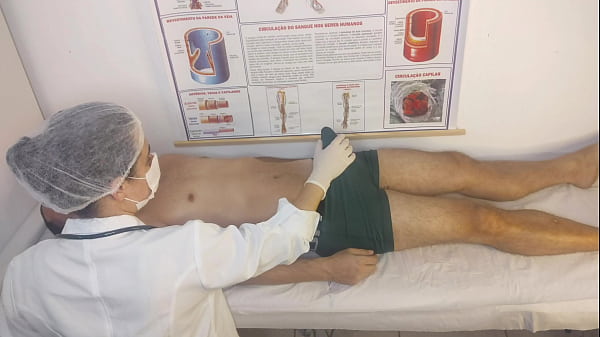 Enfermeira tem seu primeiro paciente de penis ereto!