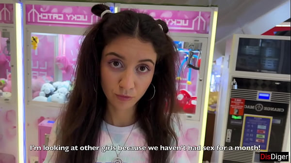 Si vous frappez la balle dans le cerceau 10 fois, je vous laisserai jouir en moi ! - Tarte à la crème