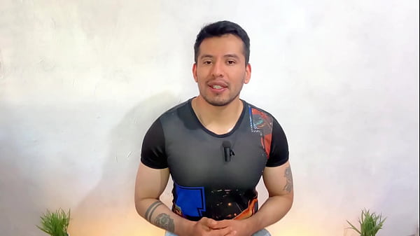 20-jähriger junger Mann stopft kolumbianischen Friseur aus der Nachbarschaft in den Arsch! Sie fickt ihn ohne Kondom in ihrem Friseursalon – Sexuelle Geschichte