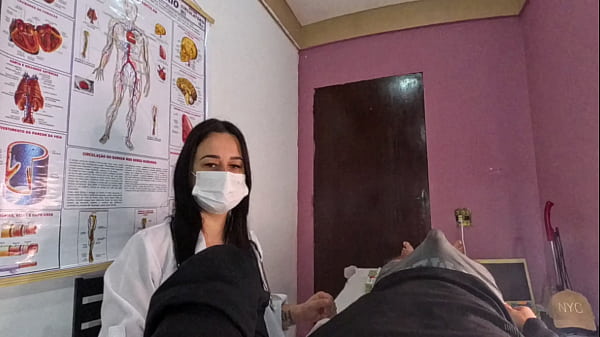 ere&ccedil_&atilde_o inesperada na frente da enfermeira