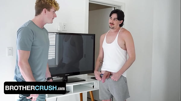 Hunk Step Bro Jack Hunter Whips Out His Gigantic Cock And Max Lorde Can'_t Resist It - BrotherCrush
