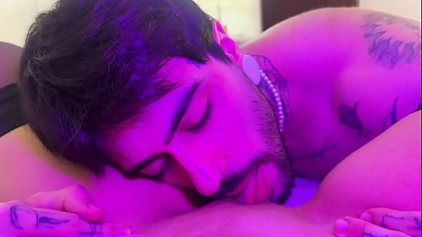 SEDUCÍ A MI VECINO EN EL ASCENSOR Y LO LLEVÉ A MI APARTAMENTO PARA FOLLARME EL COÑO - TEASER - COLLAB MATHEUS CASTRO