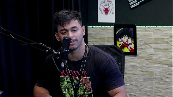 It's difficult to eat a girl, there were no proposals for disgusting fetishes, he showed a position to have sex, and a sitting position... - Guilherme Filmmaker Porn&ocirc_ (WATCH ON: SHEER/RED)