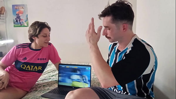 P&oacute_s jogo com ninfeta loira do sul e Saymon pau leiteiro