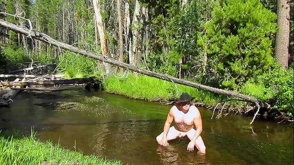 Simscristian05 - update #261 - NAKED BATHING IN THE CREEK AND POSING AT THE CAMPFIRE SIGN - Oct 19, 2025