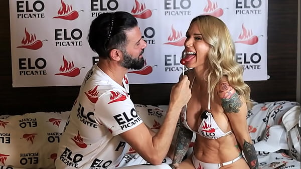 Sexy Teen dances - sexy