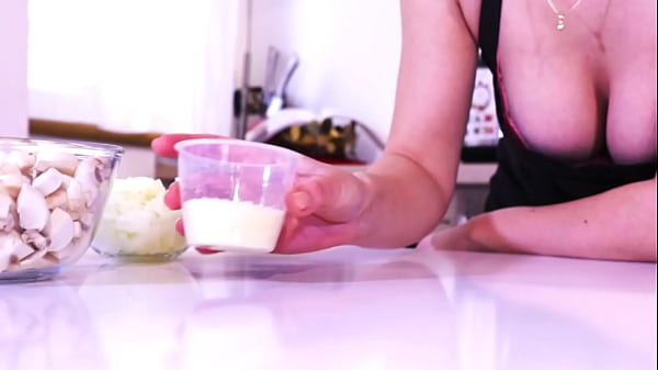 Sehen Sie sich ein wunderschönes Amateur-Teen-Video an