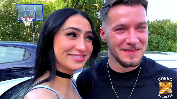 Pam y Didi, dos bombazos, comparten polla