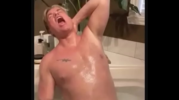 Mes propres prot&eacute_ines au bain