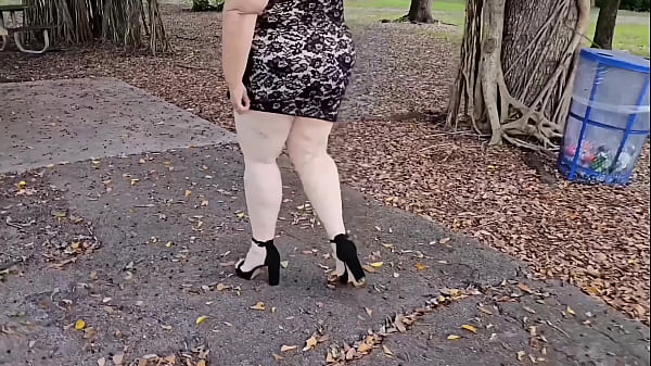 Sapevo che non avrei dovuto bere il campione gratuito della bevanda offerta dallo sconosciuto per strada, era pieno del suo sperma, OMG!!!