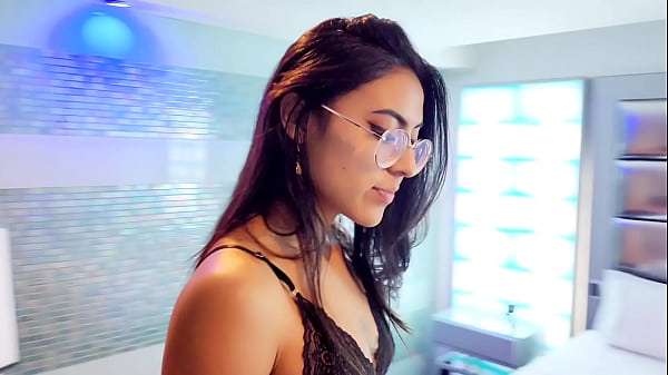 Una calda adolescente appassionata si diverte - bdsm