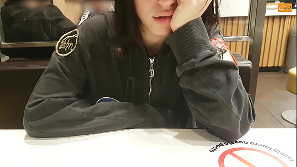 Orgasmus im Freien für meinen Freund mit üppiger Liebe, gesteuert von meinem Telefon – unbegrenzter Orgasmus