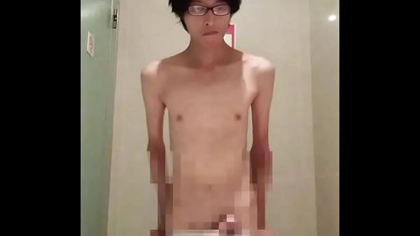 [Crossdressing Momiji] Perverted toilet strip [Akane Momiji]