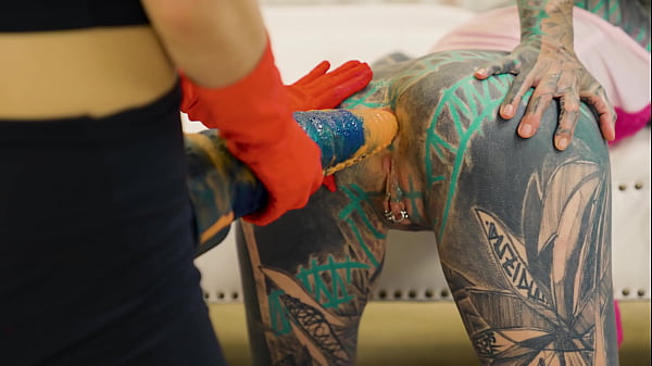 Wunderschöne junge Mädchenposen