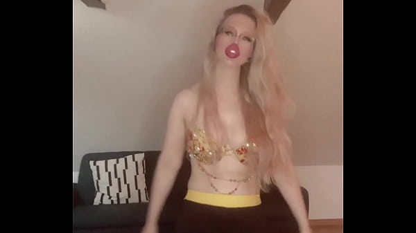 Canción de Moneyarmany lanzada el 2 de septiembre de 2024 por el cantante FinDom Goaldigger