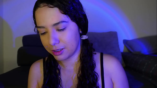 HI I'_M ELENA I'_m home alone want to see my meaty pussy while I talk dirty to you