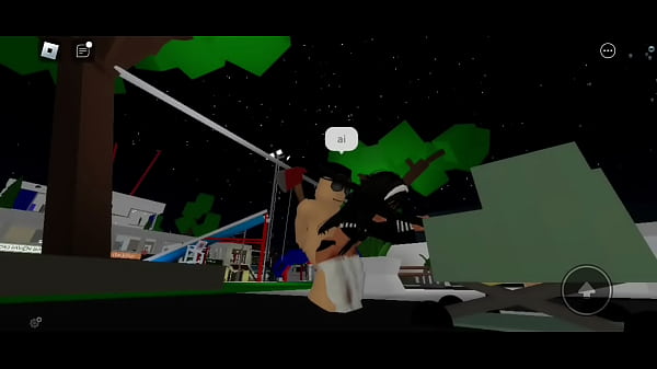 Sexo em p&uacute_blico na pra&ccedil_a da cidade com plateia no brookhaven